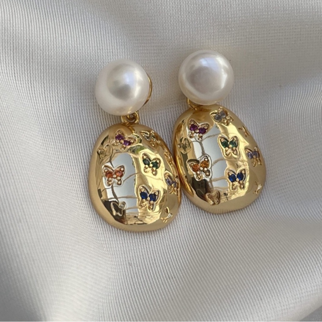 Nwt Ramla Butterfly Pearl Earrings, Tarnish Free, Elegant!